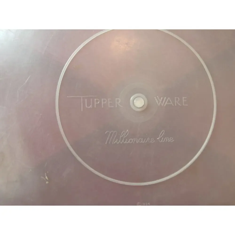 Tupperware Tray 6 Section 405-1 With Tupper Seal Lid 224-2‎ Red Millionaire Line